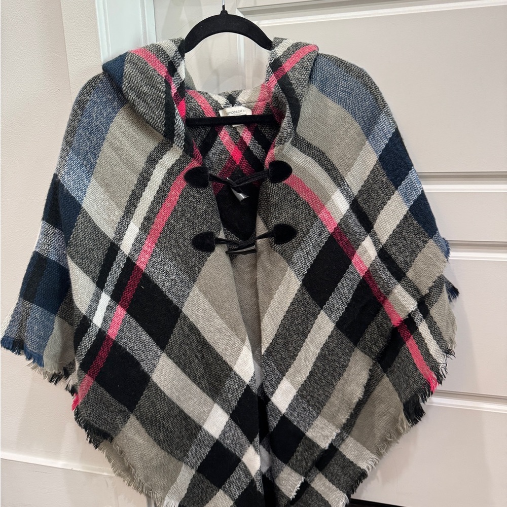 Chic Plaid Poncho